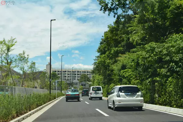「Uターン前提」が裏目に 東京多摩の大動脈開通から7年「生活道路へ流入してるぞ！」問題ついに解決へ？ 「正式なUターン路」まもなく開通