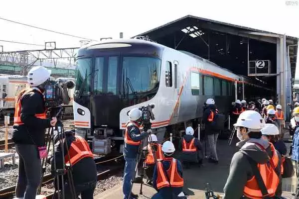 「モハに給油」の違和感が物語る―進化する「鉄道」 燃料の20％は別のもの