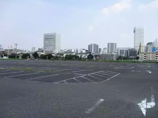 大宮駅北側の駐車場に大型複合施設  大和ハウス・JR東日本が検討 鉄道車両の展示も？