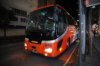 「日本一朝が早い？」夜行バスの実態は…終点に着いても乗客爆睡!?  激安で快適な東京行きの便に乗ってみた