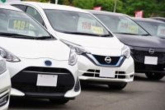 中古車価格は“踊り場”へ…でも「下がる気配ナシ」なぜ？ レンタカー大量放出 vs 海外の爆買い