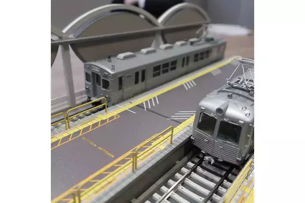 懐かしの蒲鉾駅舎 最初期の8500系… 東急100th記念の精巧な鉄道模型 HOゲージで販売中