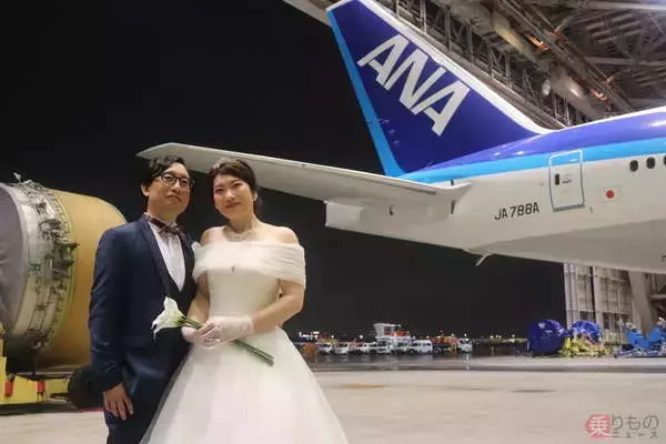 「普段入れない場所でANA機バックにウェディングフォト」その内容とは？ 航空ファン夫婦にはたまらんぞコレ！