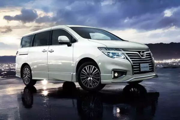 「15年間モデルチェンジ無し!? 「新型でない今こそ買い！」な日産中古車3選 低年式でも恥ずかしくありません」の画像