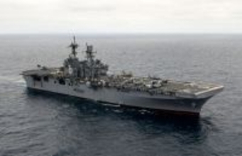 ガンダム世界の“異常なほど巨大な航空機”や“浮く軍艦”その異次元の性能とは？ MSより脅威的な兵器!?