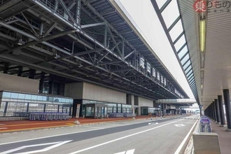 「え、別世界…!？」 成田空港「富裕層だけの秘密の入口」がリニューアル 何がスゴくなったのか？ 「国内線」も解禁
