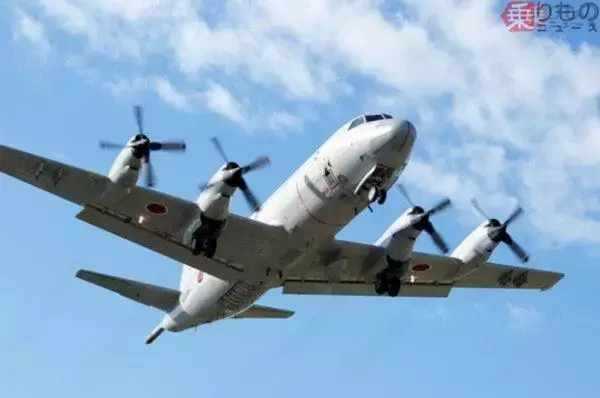 「怪しすぎるロシア軍艦」が日本に超接近！ 船体は錆びだらけ 自衛隊機が上空から撮影した画像が公開