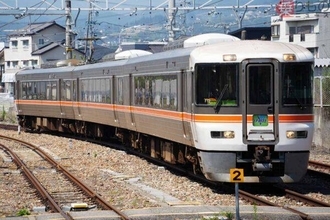 景色は贅沢なのに…JR東海のローカル線特急が衝撃の乗車率 「絶景ワイドビュー」がもったいない200kmの旅