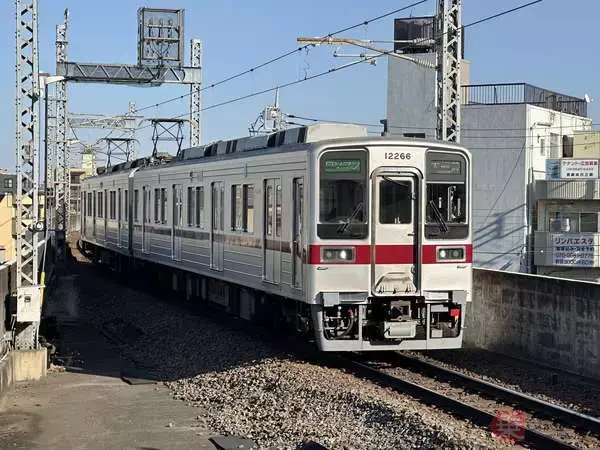 東武の「伝説の無改札駅」が激変！ 東京23区唯一激レアスタイル駅 1日1.2万人が利用した「フリー乗車駅」の最後