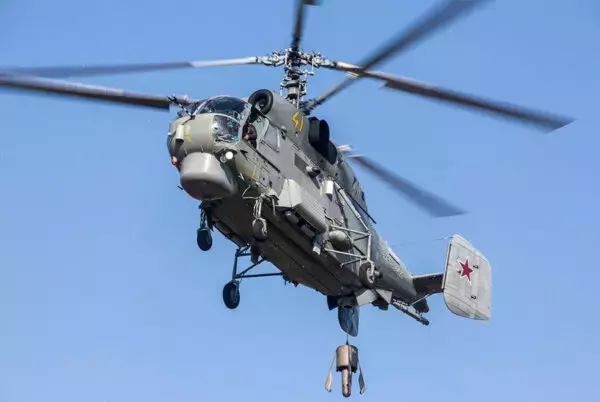 ロシア軍の「対潜ハンター」が“安全なはず”の150km後方で炎上する映像公開 ウクライナ軍が異例の攻撃方法を明言