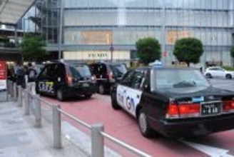 「軽のタクシーは嫌だっ!!」…と思っているのは、お客じゃない？ 規制緩和に冷ややかな業界 地方は歓迎？