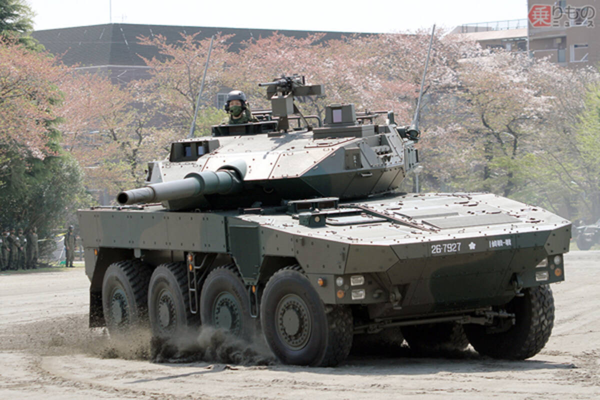 都知事もウクライナに言及 陸自第1師団記念行事3年ぶり開催 16mcv 礼砲も射撃 22年4月11日 エキサイトニュース