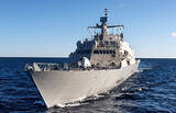 「「維持費が高すぎる！」と批判された米海軍“夢の万能艦”現実の終着点「クリーブランド」就役へ 現在の評価とは」の画像1