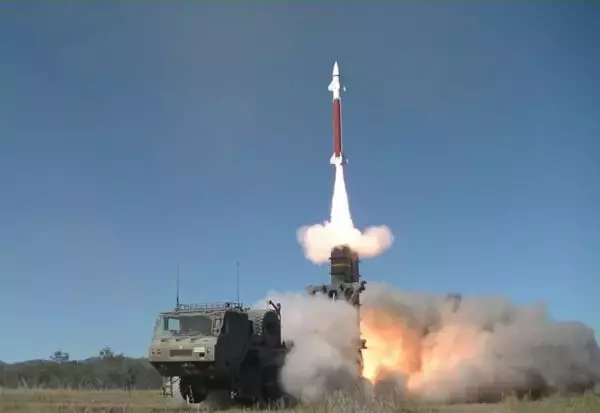 兵庫県初「自衛隊の市中パレード」5月末に開催へ！ 空自戦闘機の応援もあるぞ