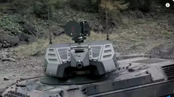 対空戦車「ゲパルト」の後継 ロシア軍のドローンを撃墜する瞬間を公開！ 砲身は1門だが連射速度は凄まじい？ ウクライナ軍への供給車両