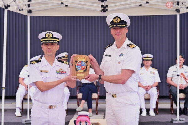 台湾海峡を抜け東京へ！ オランダ海軍の強力フリゲート「デ・ロイテル」が日本初寄港で示した“覚悟”