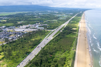 南北に長ぁ～～い半島を“縮めた!?” 海沿い大動脈「のと里山海道」のスゴさとは？ 超ロング“格安”有料道路→無料化の恩恵