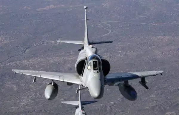 “超音速機なき空軍”を10年支えた A-4ARついに退役が決定 これでA-4系運用国は世界で1か国のみに!?