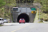 「関東にある「日本一高い道路トンネル」なぜ冬季閉鎖？ せっかくの“元有料道路” トンネル抜けたらちょっと納得… 雪なきゃ絶景ドライブコース」の画像1