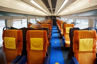 “座席鉄”が選ぶ「JRで快適な特急列車」ベスト5 新幹線の座席超え 前代未聞の巨大空間も