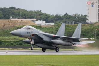 スクランブル回数日本一！ “国防の最前線” 沖縄のF-15戦闘機部隊に密着「失敗できない」みなぎる緊迫感