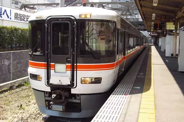 静岡地区に臨時快速が走る！ 全車指定373系「島田ぼんぼりまつり」号