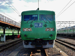 JR西日本「117系」トップナンバー編成 5月末に引退 京都鉄道博物館で展示イベント