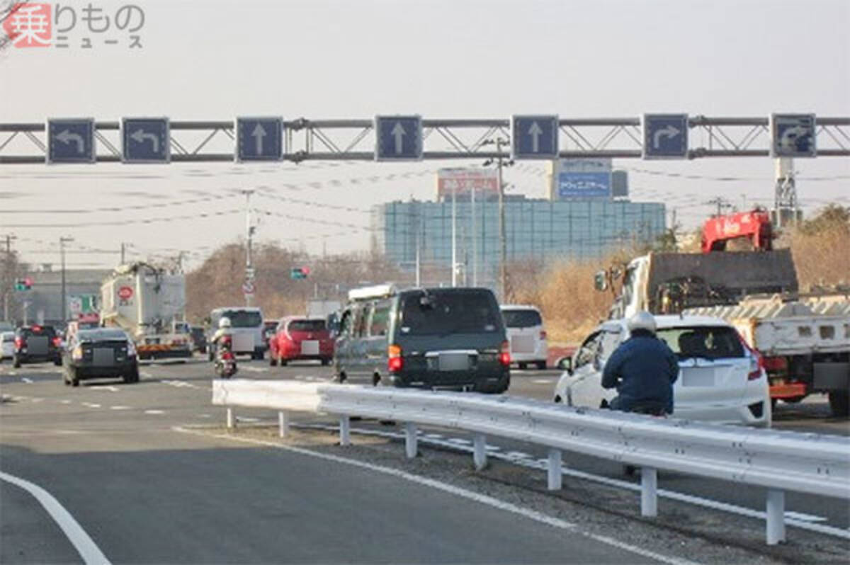 日本一大きい交差点 片側7 8車線の平面交差なぜできた 改良で渋滞解消なるか 年10月13日 エキサイトニュース