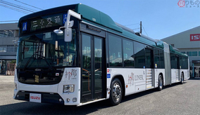 113人乗り連節バス「神都ライナー」12月プレ運行開始 いすゞの国産車 三重交通