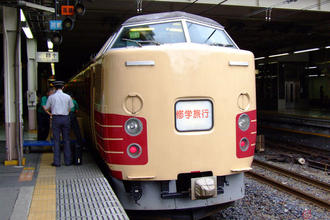 隣の中学と相乗りだった？ 修学旅行列車のウラ事情 行先もダイヤもルールあり