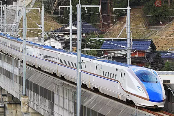 北陸新幹線の「W7系」2編成を新製投入へ 2019年に台風で被災 JR西日本