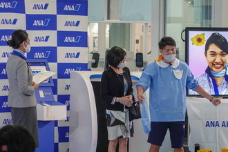 「プロテイン機内持ち込める？」 ANA羽田トップ係員どう回答？ 会場は『半沢』で出た…