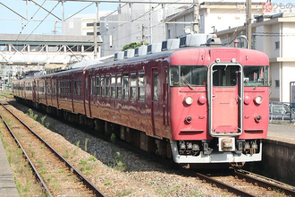 通勤電車なのに「洗面所」 ああ懐かしい「最後の国鉄急行形」455形700番台