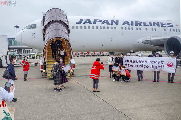 コロナ禍で広まる「遊覧チャーター」各航空会社の強みは？ 値段880万＆世界初のものも