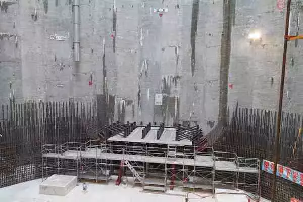 「徳川ゆかり名古屋城三之丸に 江戸へつながる「超電導リニア巨大穴」現れる」の画像