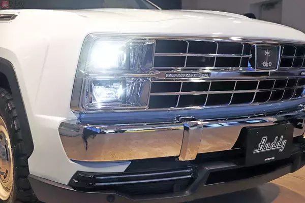 なぜ今「ビンテージのアメ車風」なのか 話題の光岡SUV「バディ」公開 四角い車に自信