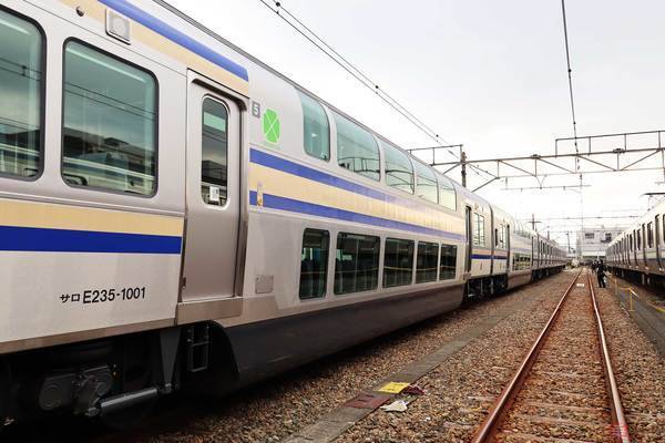 横須賀・総武快速線に新車「E235系」登場 進化のポイントは？ 山手線と同型