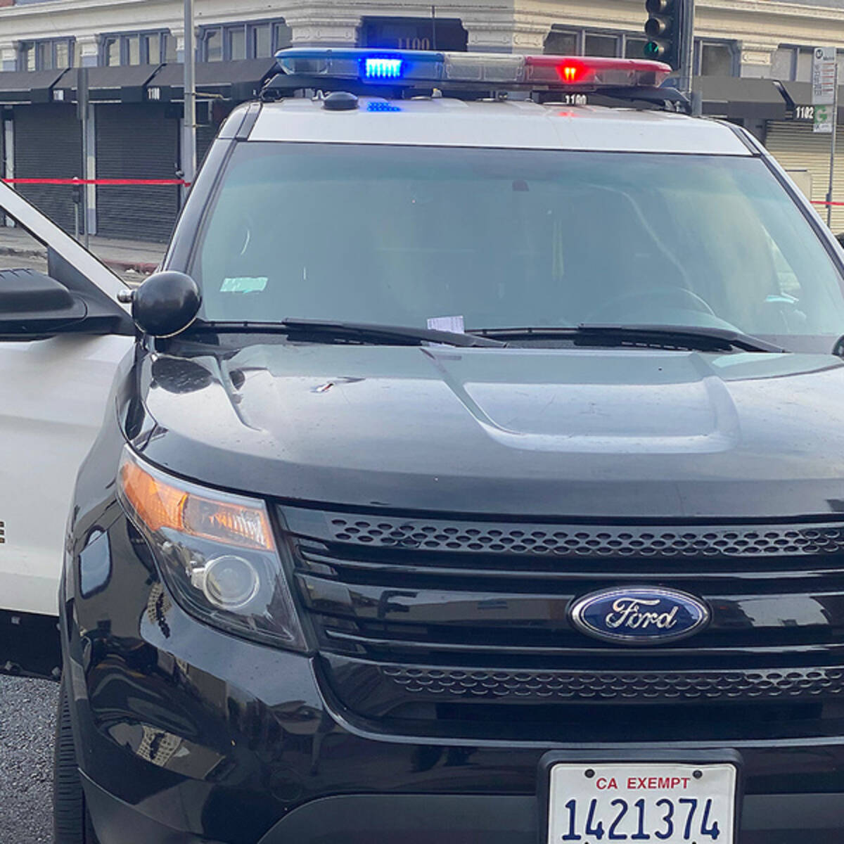 ロサンゼルス警察 Laこども病院で オペレーションホリデイ 発動 パトカー十数台が集結 年12月23日 エキサイトニュース