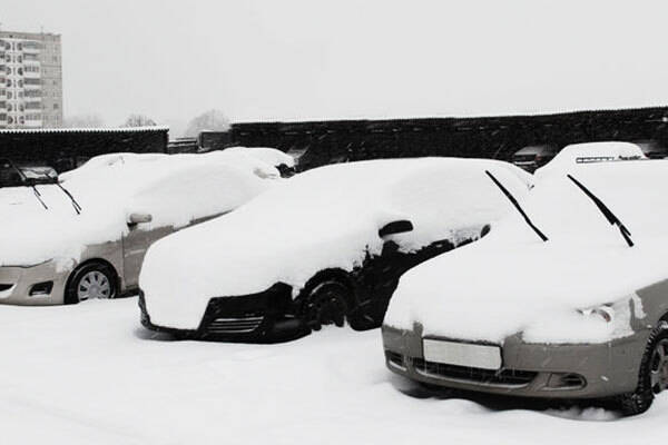 雪の日ワイパー立てるべき 背景に雪質の違い エキサイトニュース