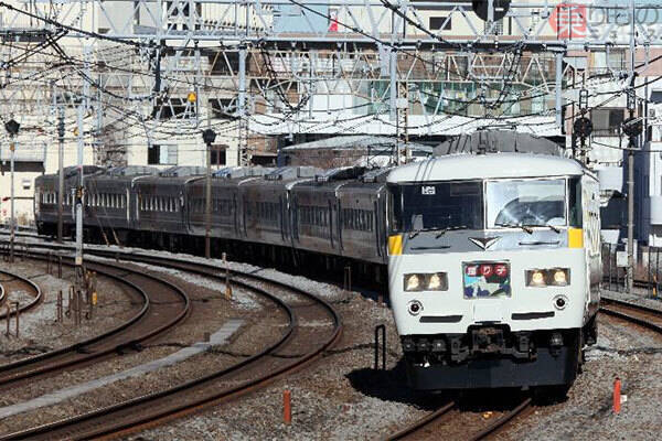 まだまだ走ります国鉄型185系 春の臨時列車 踊り子 鎌倉あじさい号 など Jr東日本 21年1月22日 エキサイトニュース