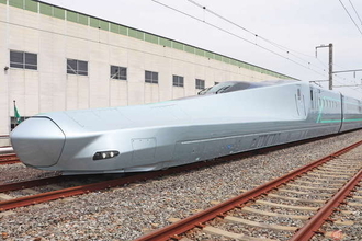 時速360kmで5G通信成功 新幹線の試験車両「ALFA-X」で下り500Mbps JR東日本