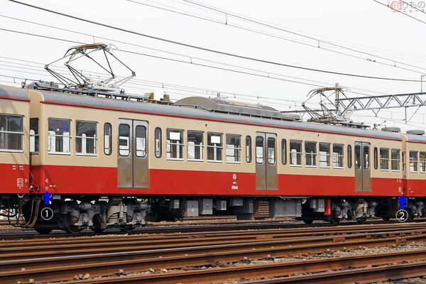 電車や機関車の「前」ってどっち？ 判別の決め手は「車体の数字」