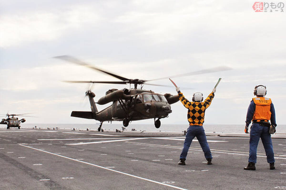 どう使う 折り畳めるヘリコプター ブラックホーク シーホーク 実は自衛隊機も畳める 21年4月24日 エキサイトニュース 3 5