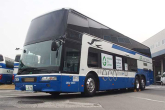 希少な2階建てバスに「バイオ燃料」 東北初の採用例 JRバス東北×ユーグレナ