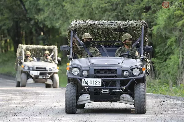 全く名前負けしてない陸自 高機動車 どんなクルマ トヨタ メガクルーザー 原型 年10月12日 エキサイトニュース