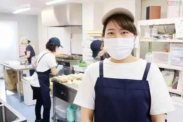 「ドクターイエローの黄色はターメリックがよく似合う 「新幹線ドーナツ」誕生の裏側」の画像