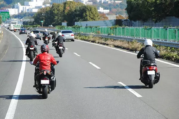 バイク高速料金 普通車の半額 ついに始動 4月から土休日 事前申込制 22年3月25日 エキサイトニュース