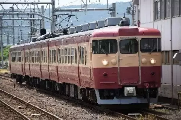 えちごトキめき鉄道455系・413系電車 7月運転開始 「観光急行」だけでなく快速列車にも