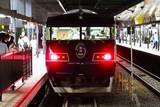 「「車内放送」は夜行列車の魅力だ 復活の新宮夜行「WE銀河」の場合」の画像1