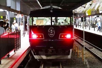 「車内放送」は夜行列車の魅力だ 復活の新宮夜行「WE銀河」の場合